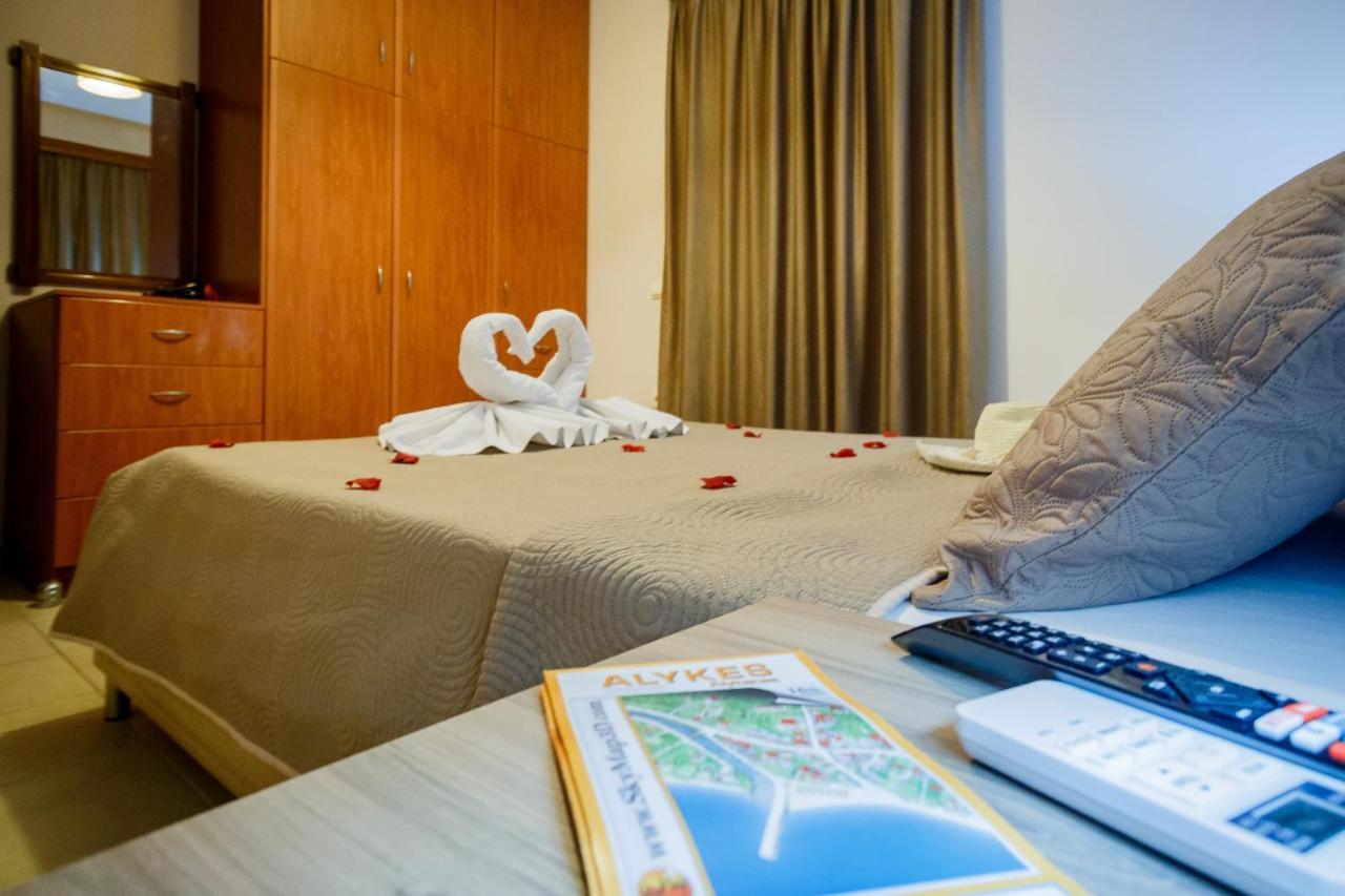 Mirimar Apartments อลิกานาส ภายนอก รูปภาพ