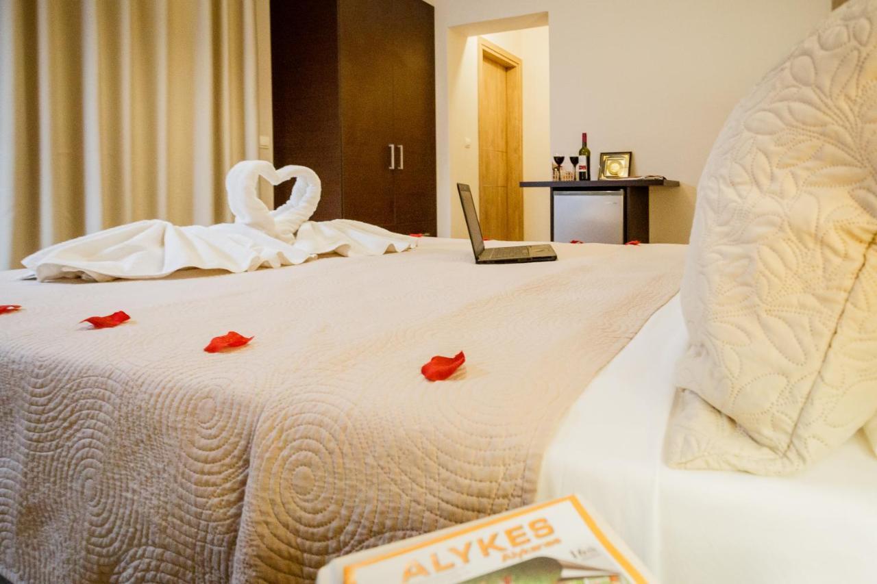 Mirimar Apartments อลิกานาส ภายนอก รูปภาพ